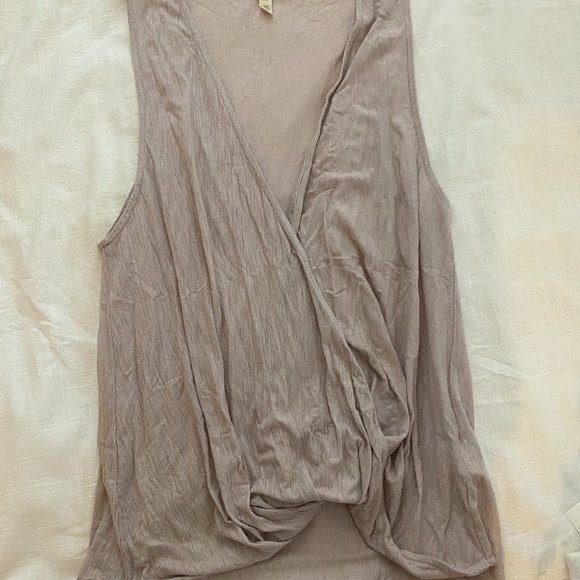 Lilac top - Picture 1 of 1